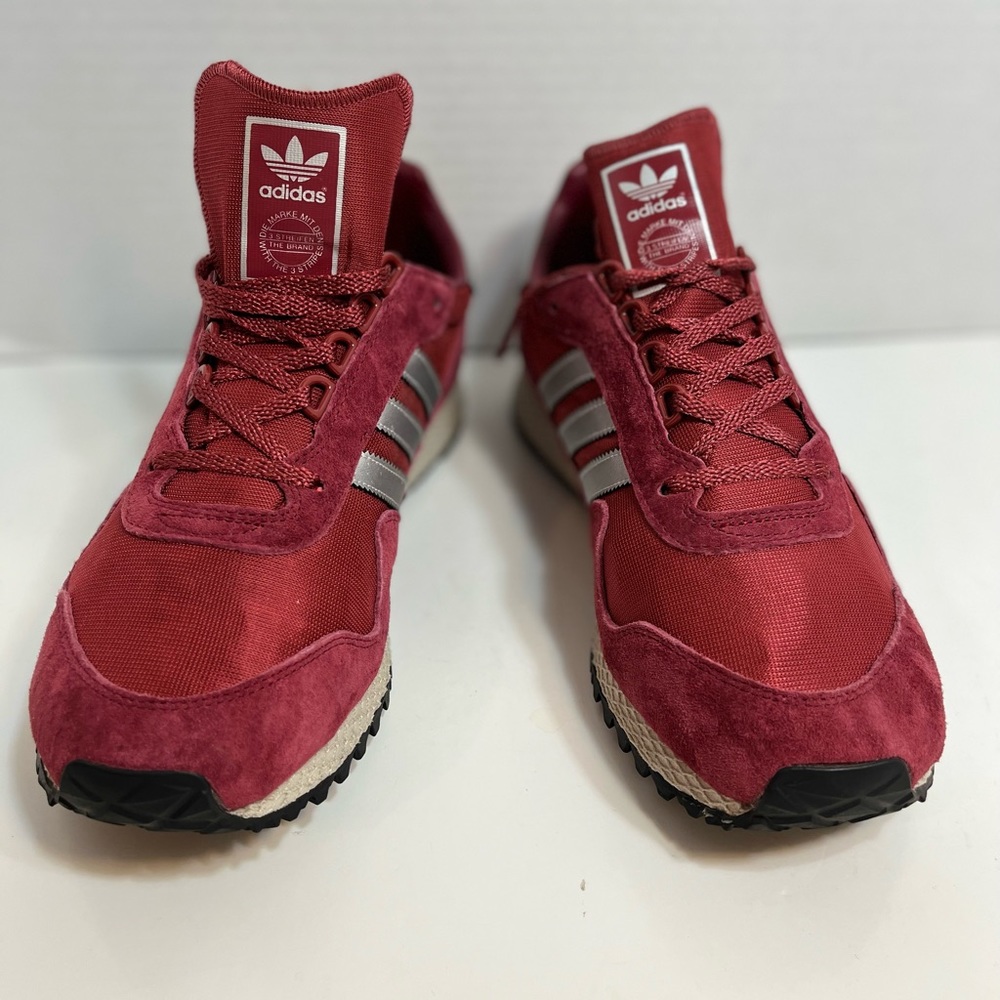 Adidas New York Sneakers BB1189 Size 10